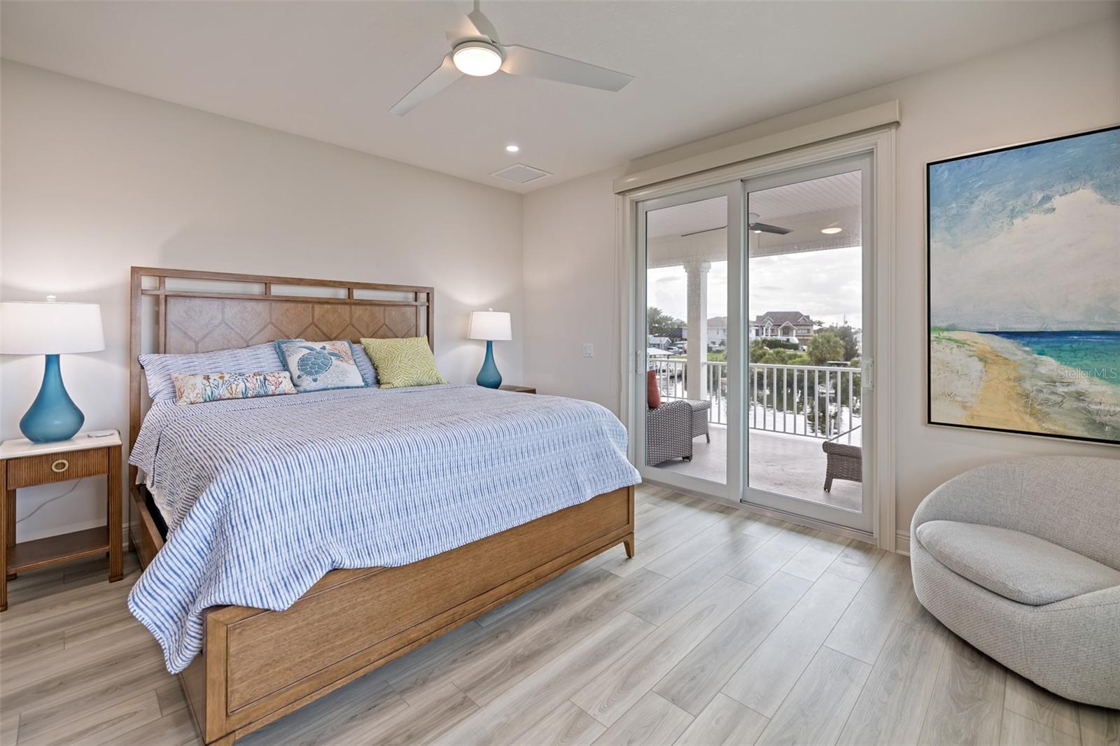 Image 18 of 48 For 3174 Sanibel Drive