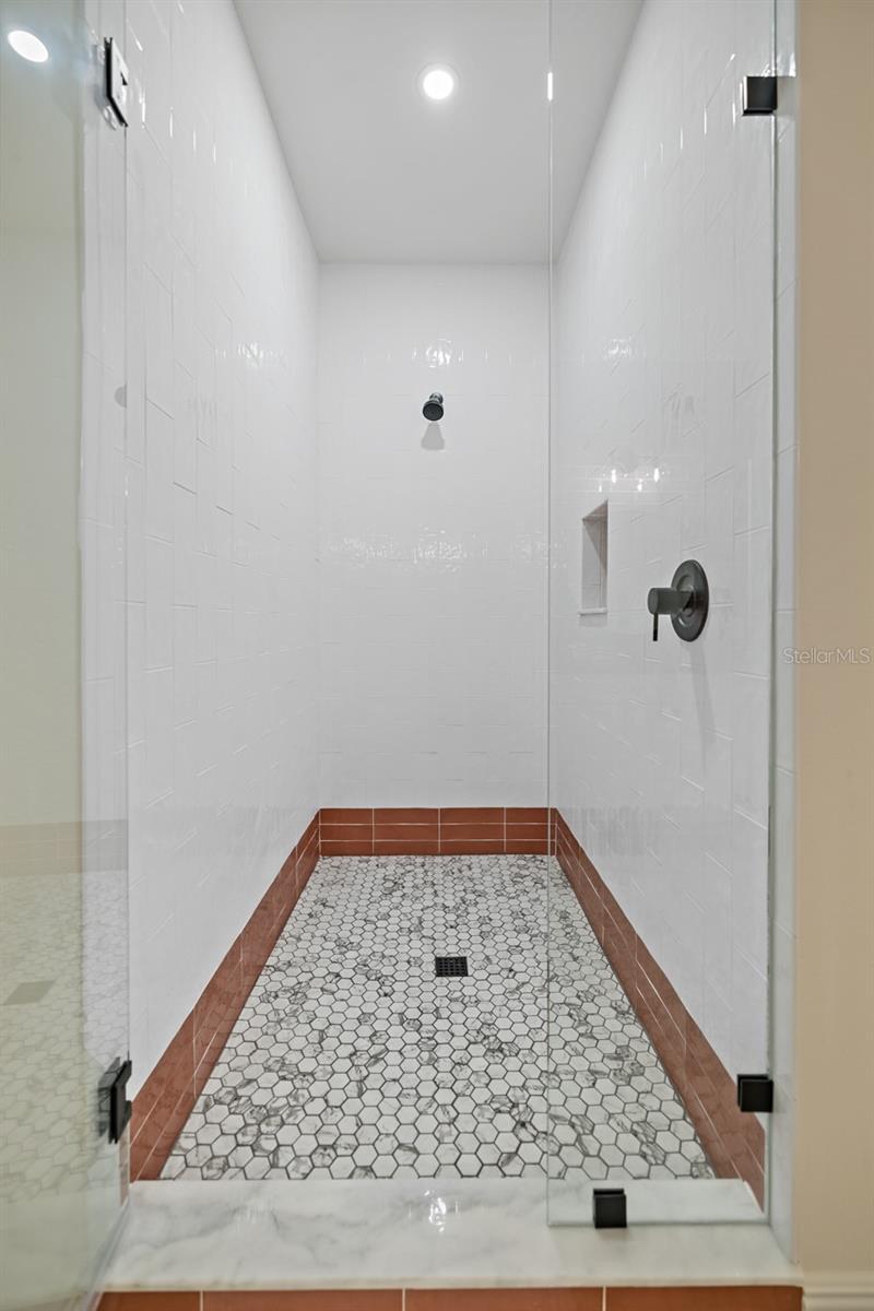 Image 21 of 48 For 3174 Sanibel Drive
