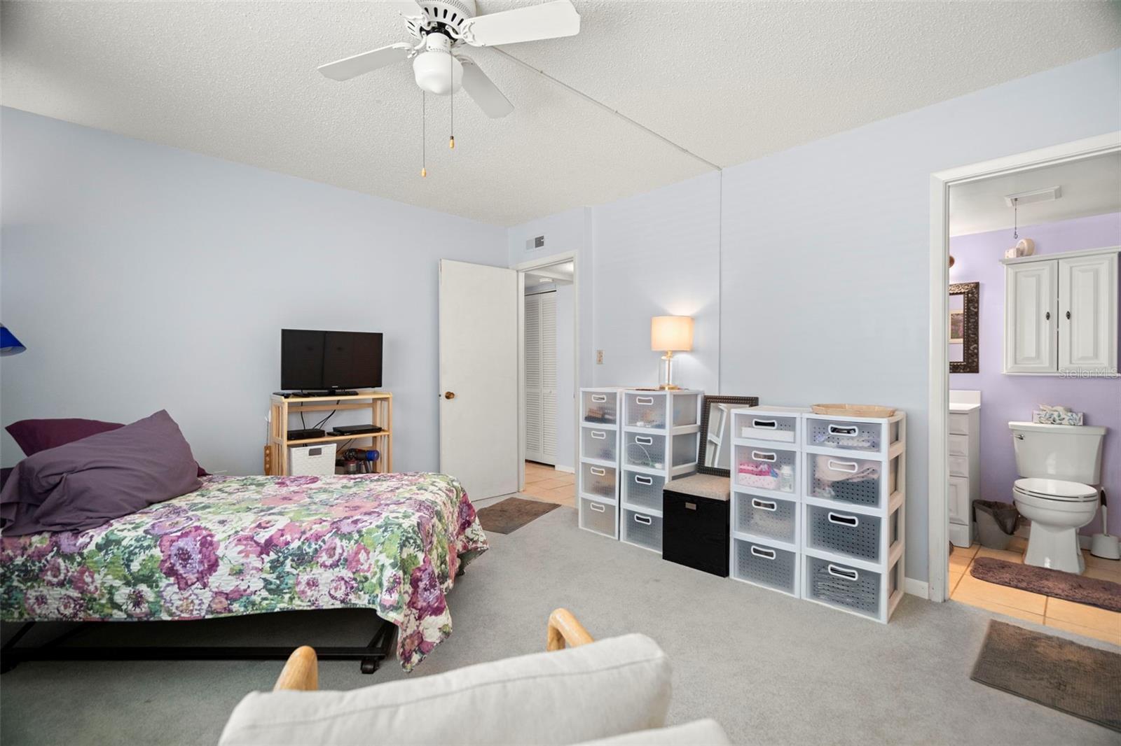 Image 14 of 26 For 7701 Starkey Road 443