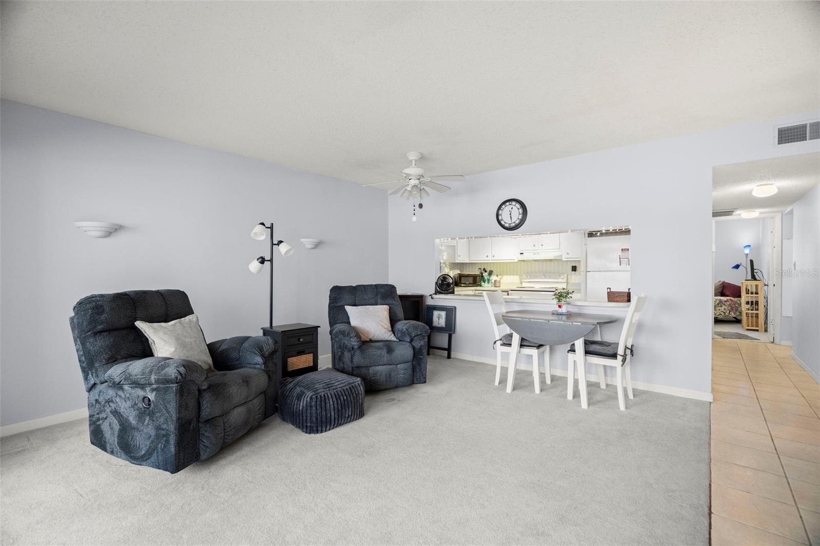 Image 5 of 26 For 7701 Starkey Road 443