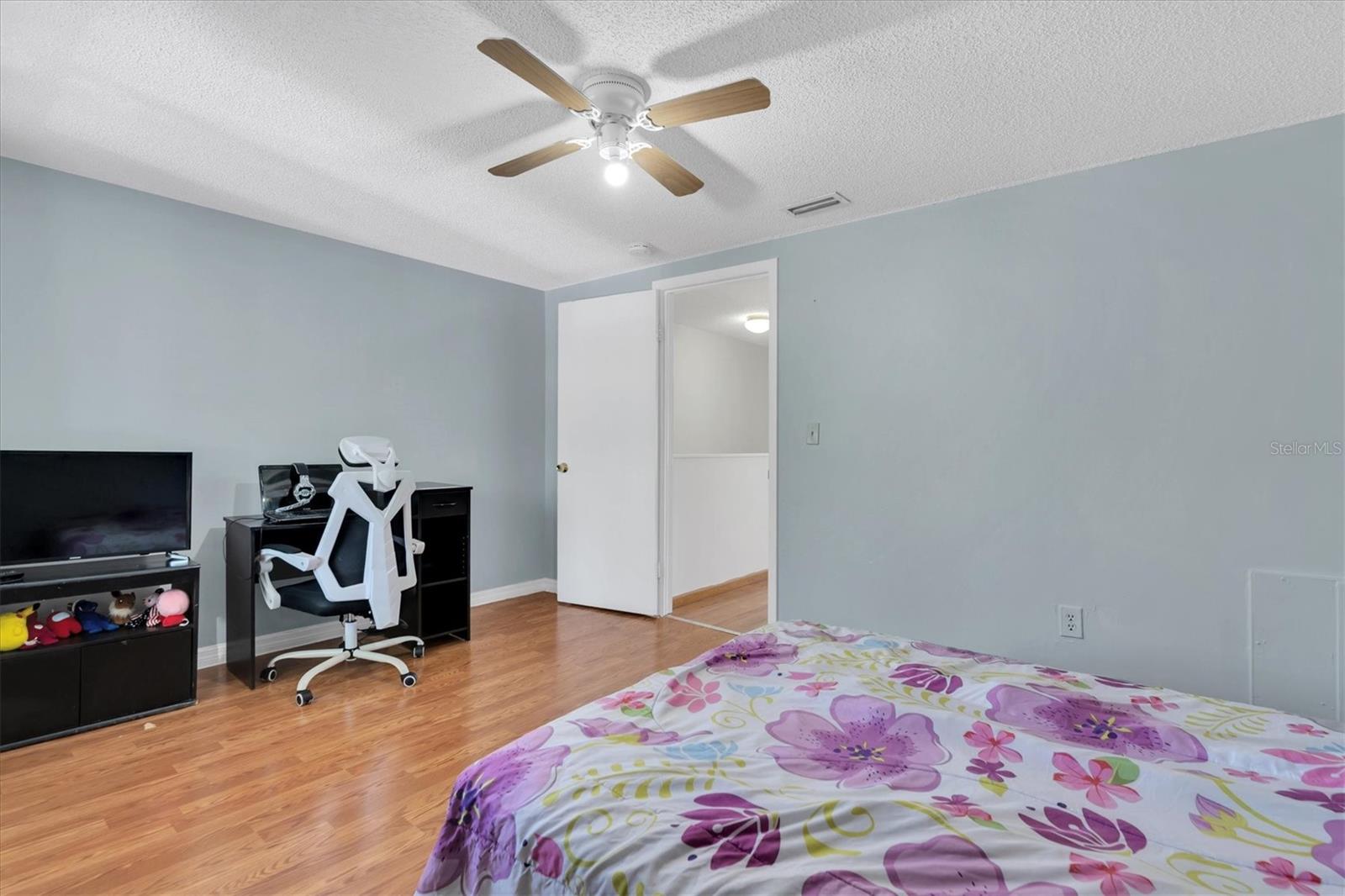 Image 22 of 31 For 7505 Pitch Pine Circle 122