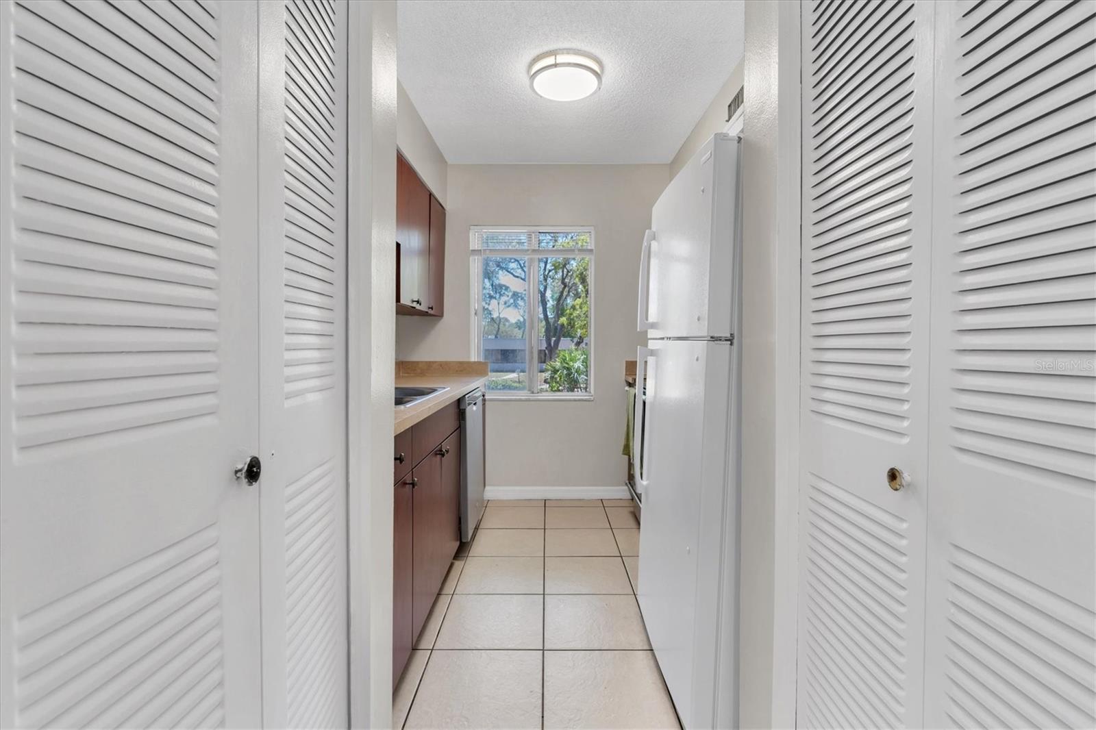 Image 8 of 31 For 7505 Pitch Pine Circle 122