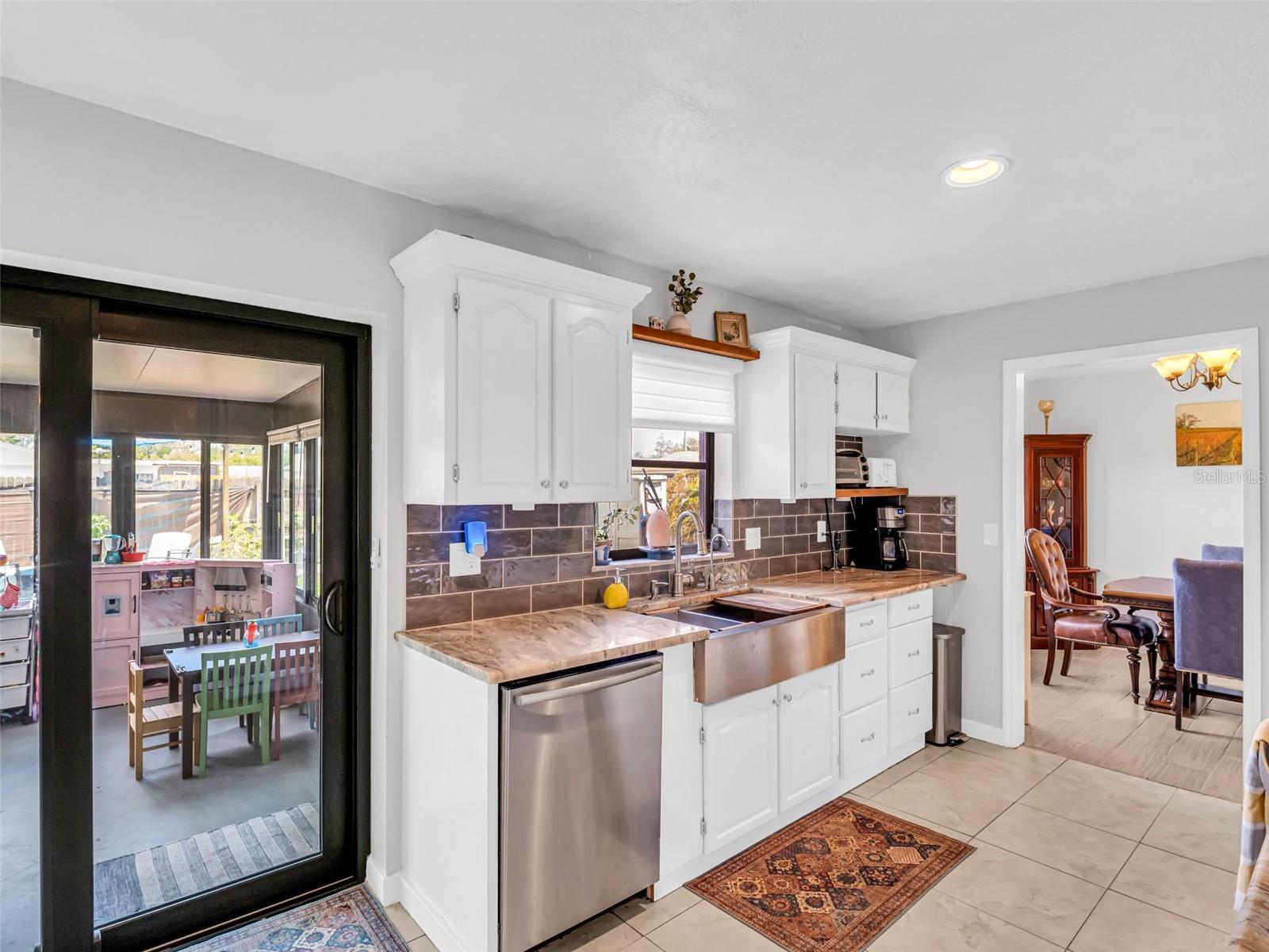 Image 17 of 50 For 5021 Roanoke Drive