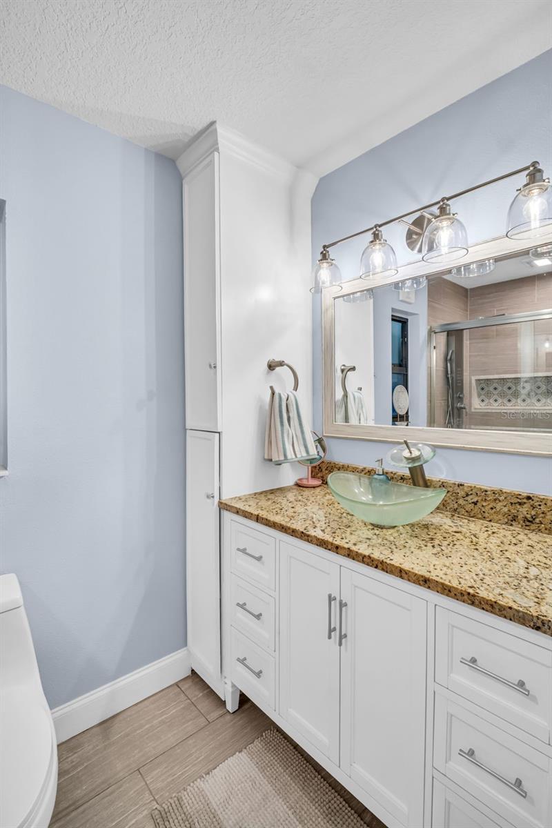 Image 22 of 50 For 5021 Roanoke Drive