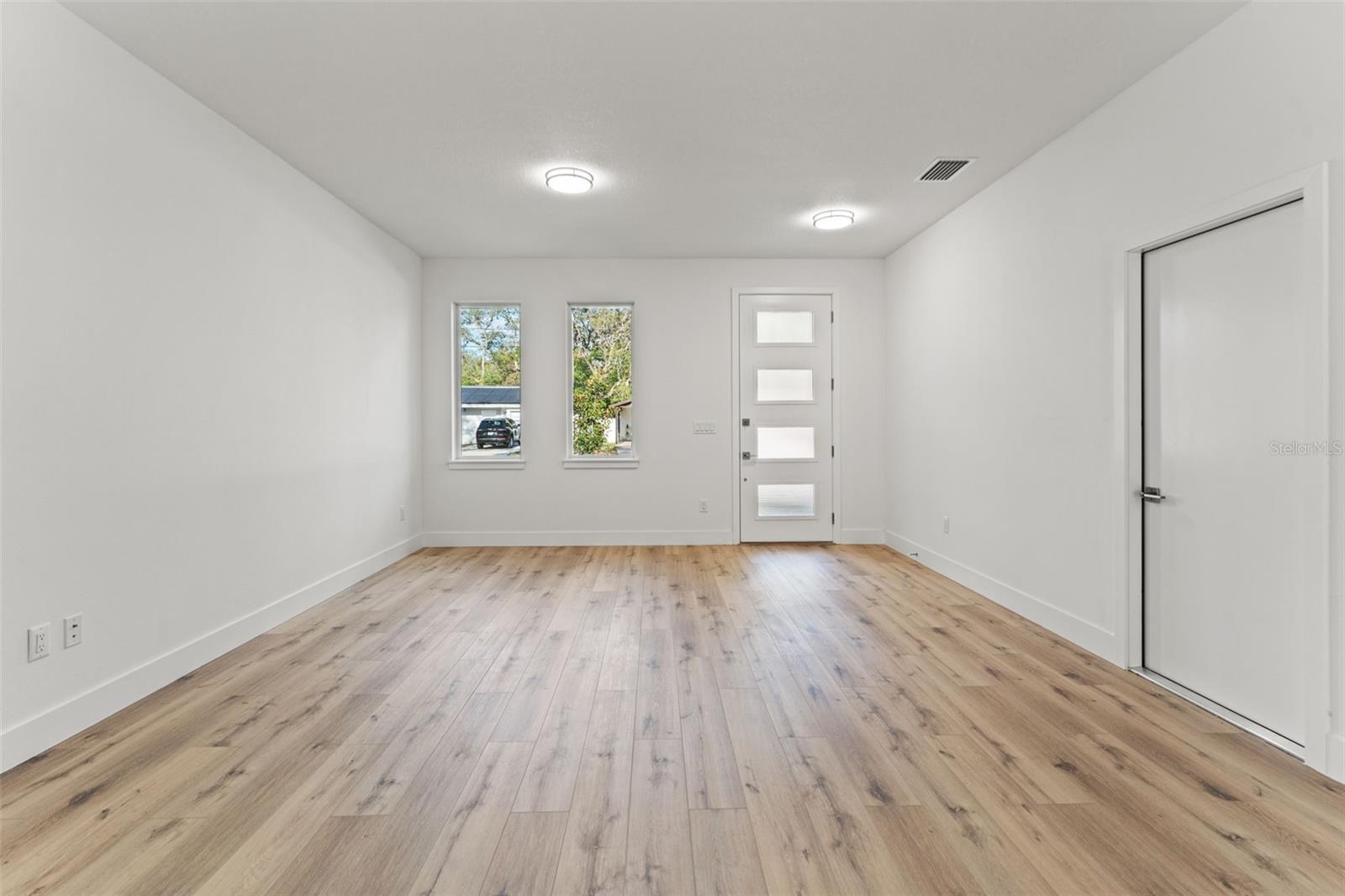 Image 3 of 27 For 8906 Otis Avenue