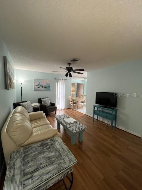 Image 6 of 23 For 501 Bay Drive 104