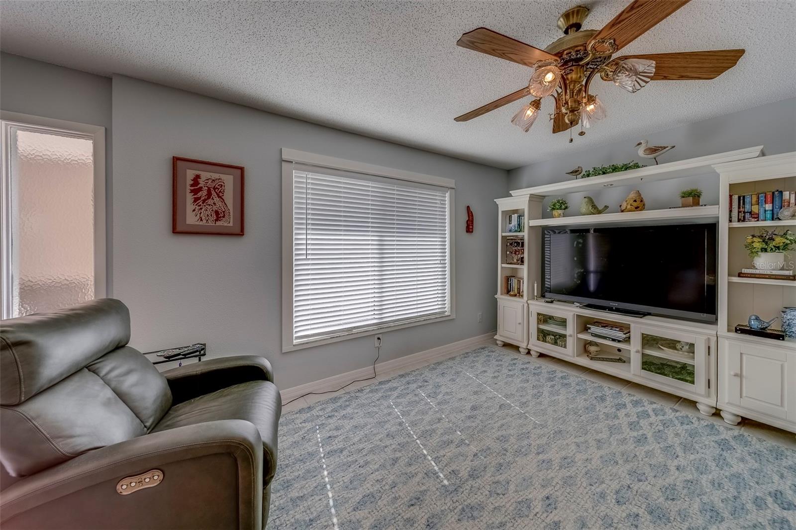 Image 12 of 29 For 2952 Macalpin Drive N