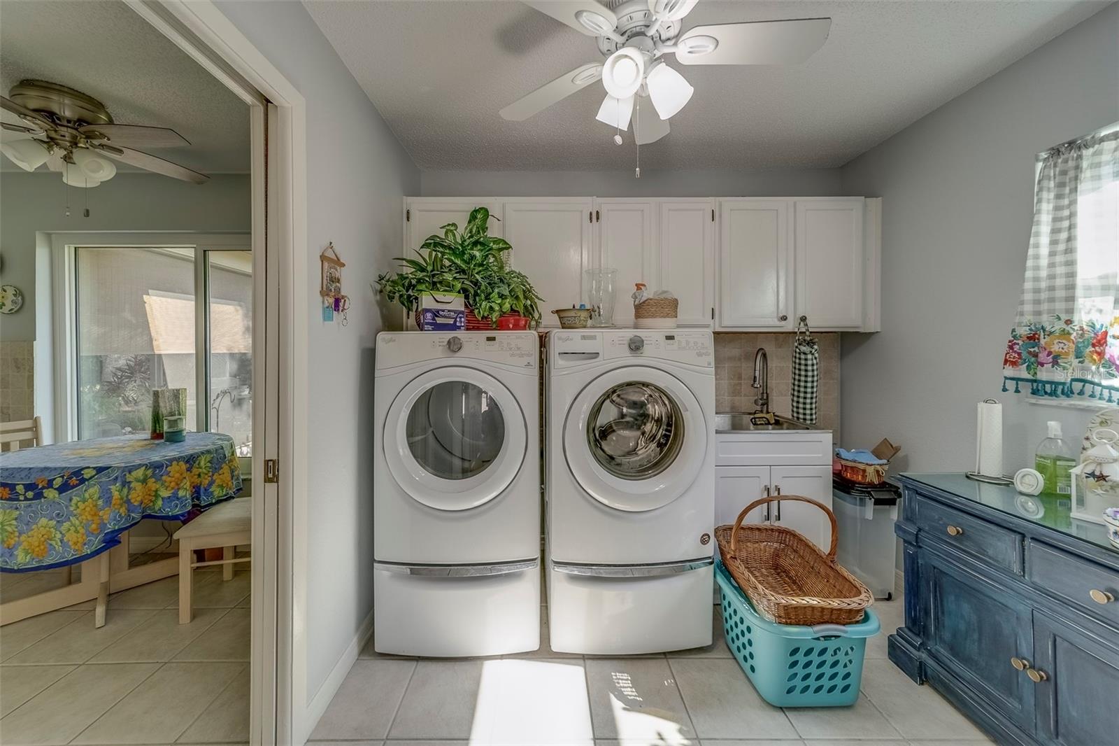 Image 19 of 29 For 2952 Macalpin Drive N