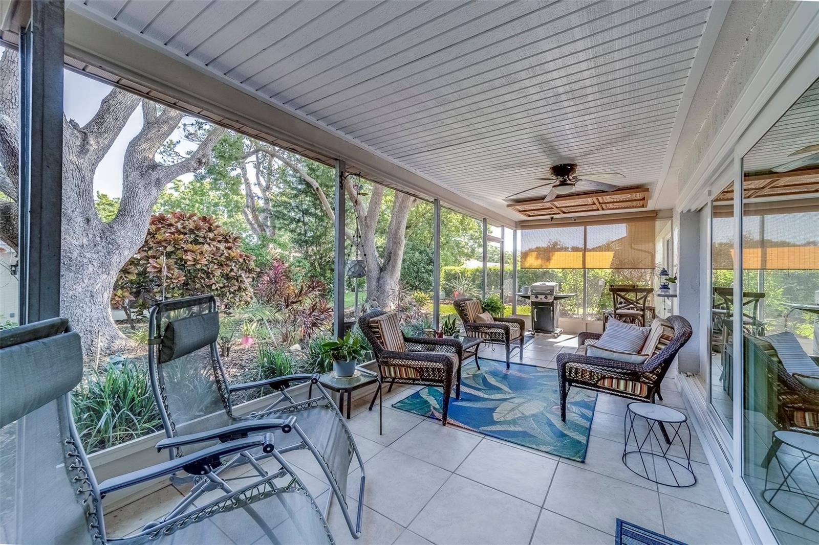 Image 22 of 29 For 2952 Macalpin Drive N
