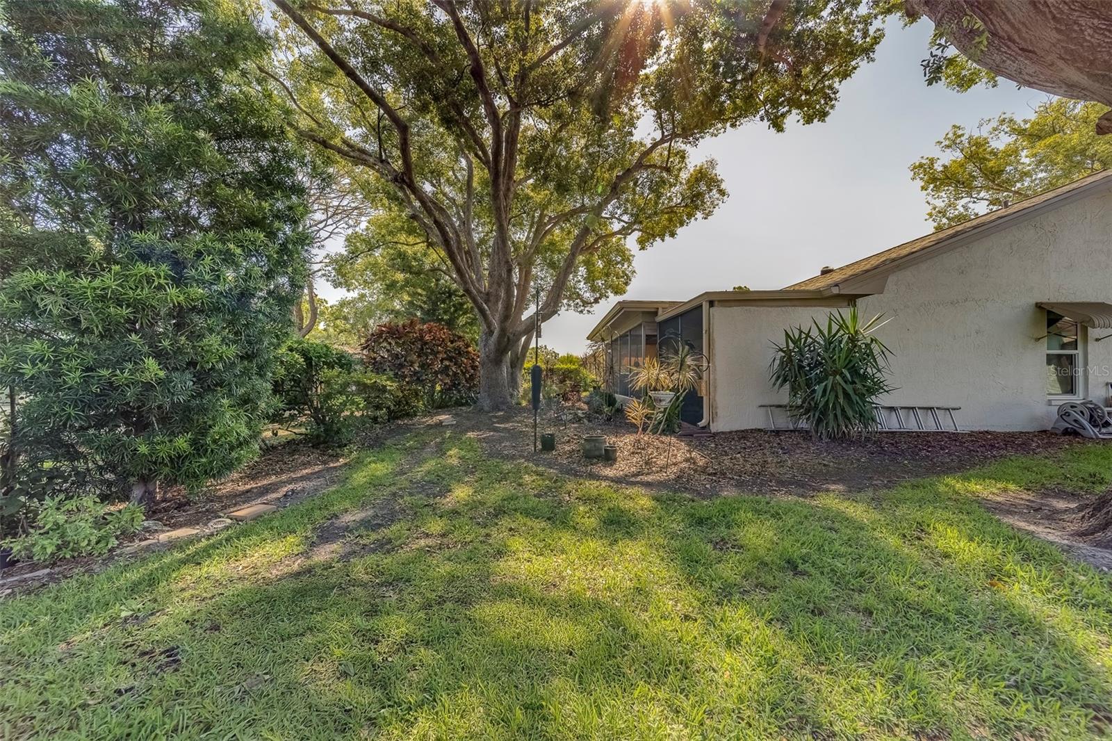 Image 26 of 29 For 2952 Macalpin Drive N