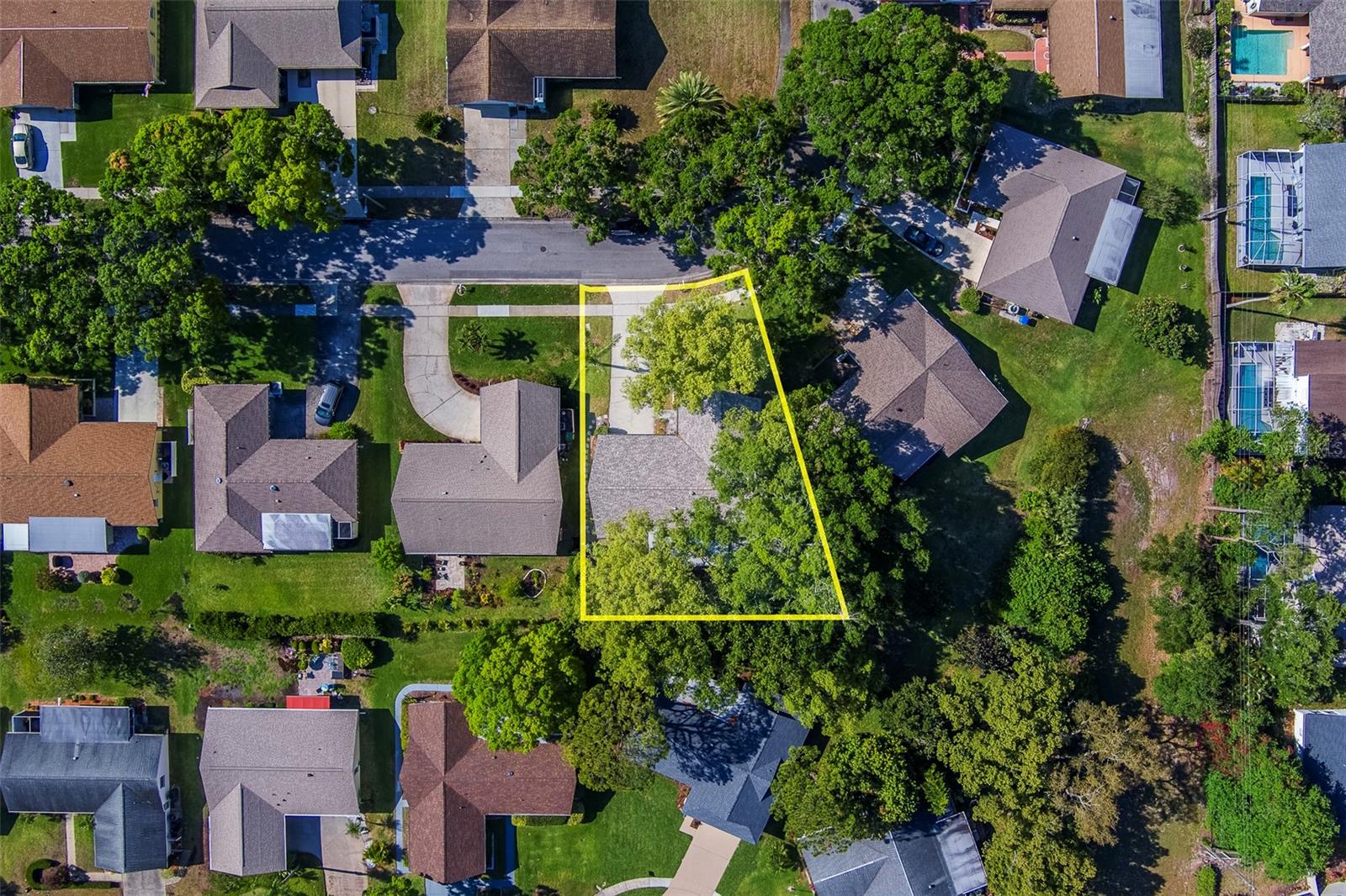 Image 3 of 29 For 2952 Macalpin Drive N