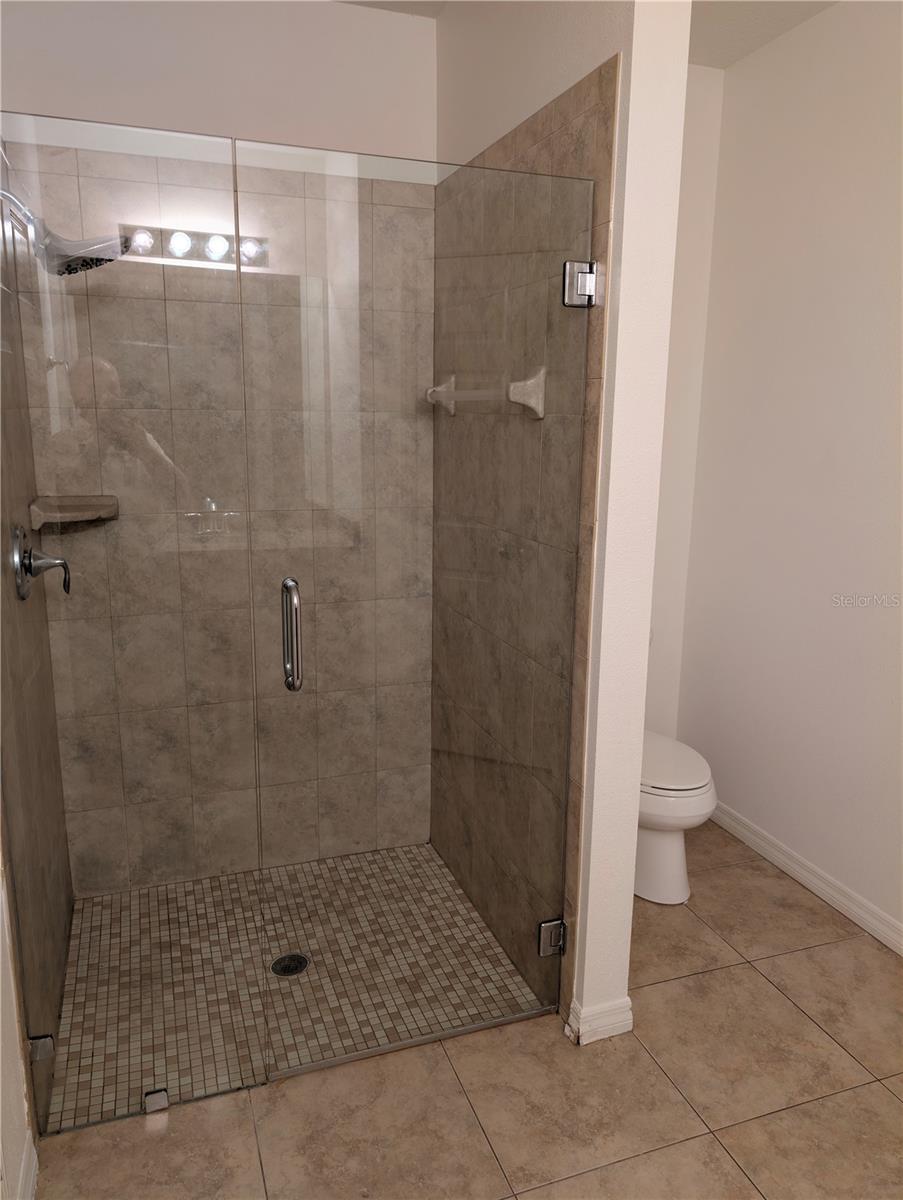 Image 6 of 10 For 22 Meridian Drive