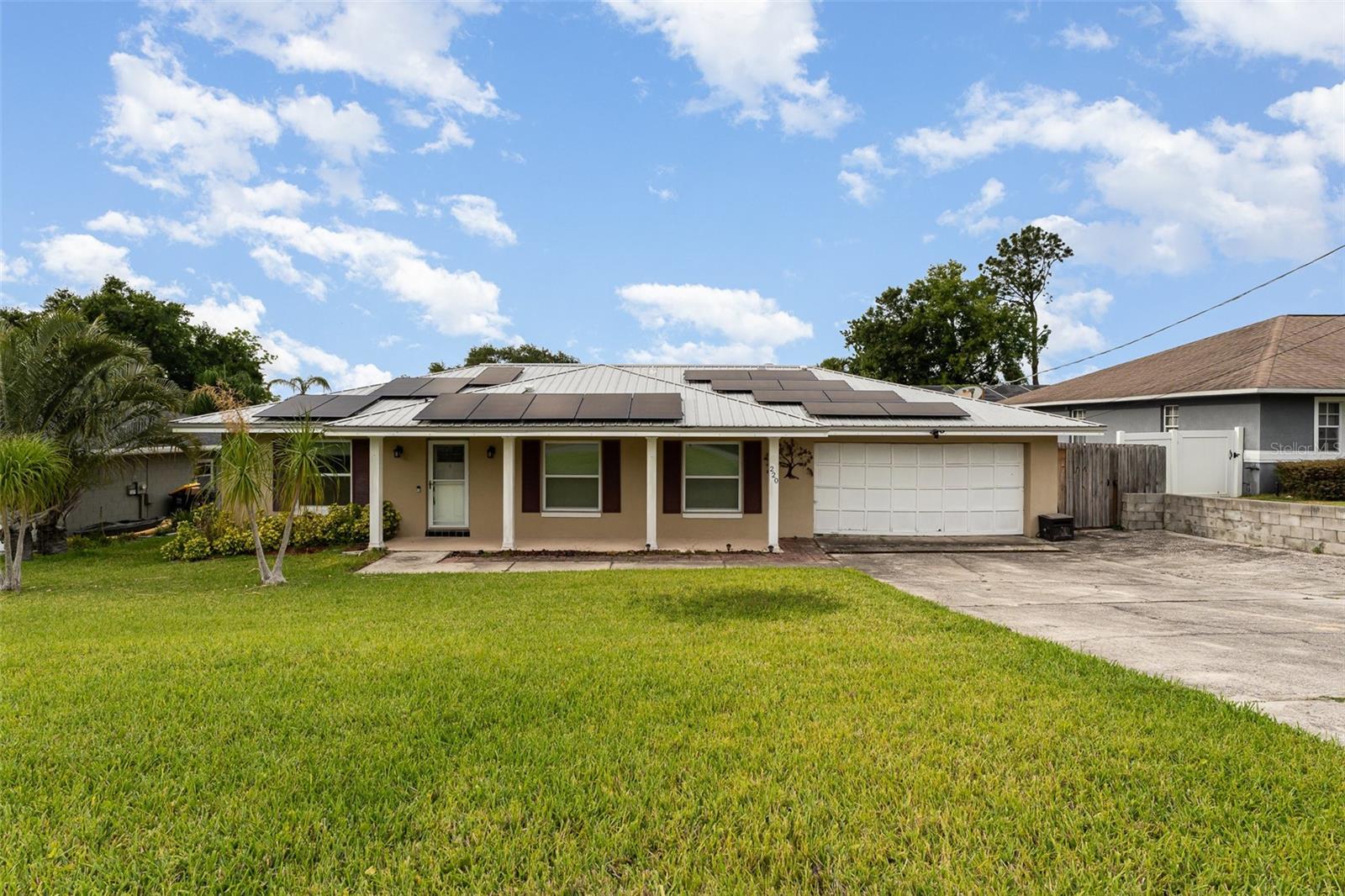 Details for 220 Escambia Drive, WINTER HAVEN, FL 33884