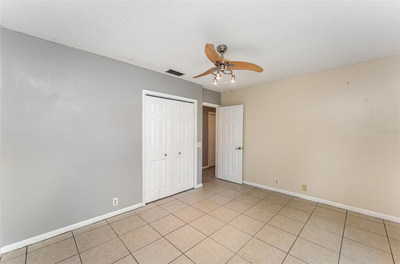 Image 14 of 27 For 220 Escambia Drive