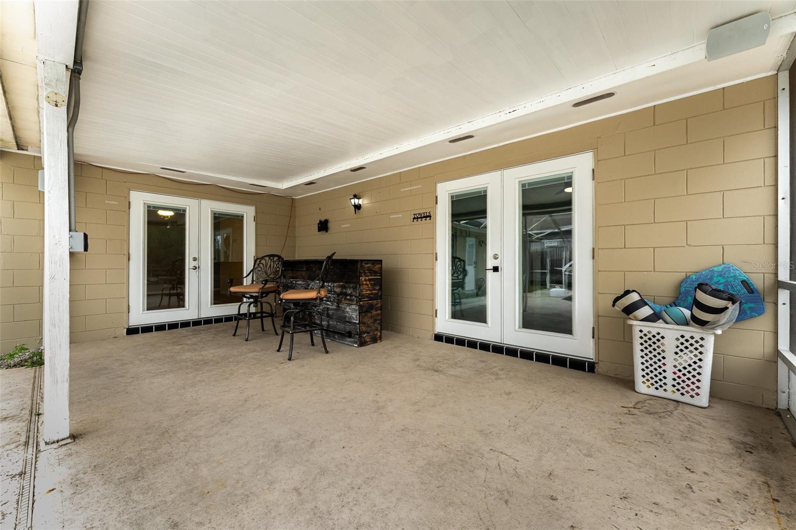 Image 24 of 27 For 220 Escambia Drive