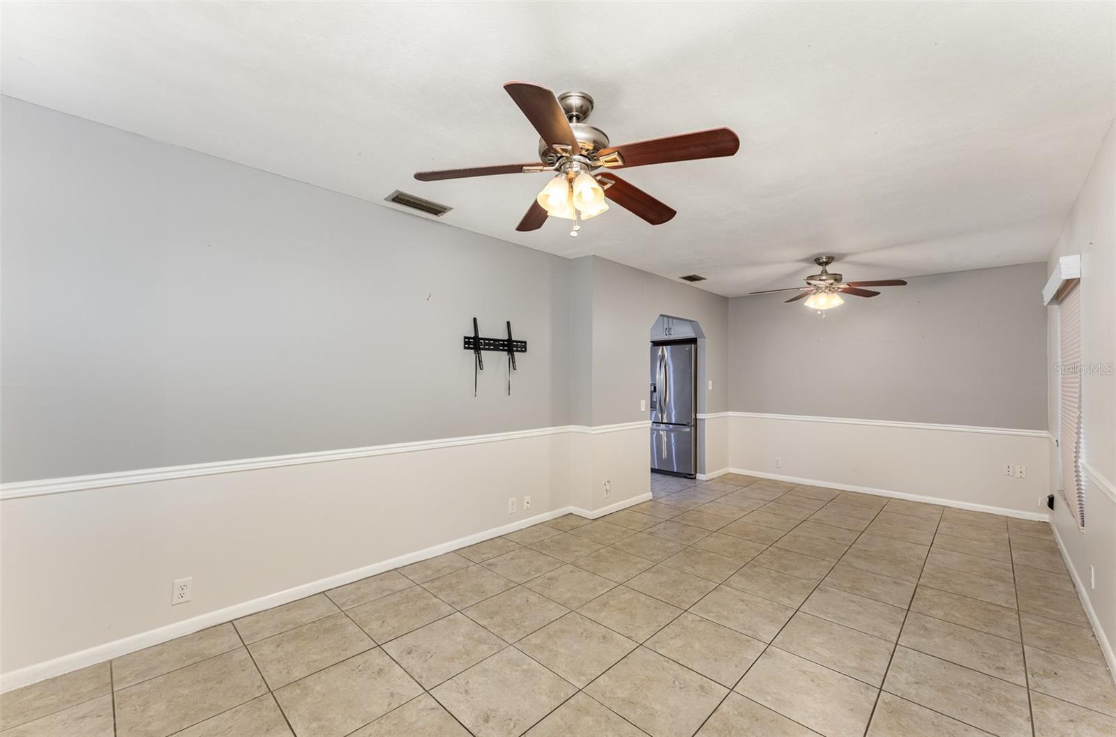 Image 4 of 27 For 220 Escambia Drive