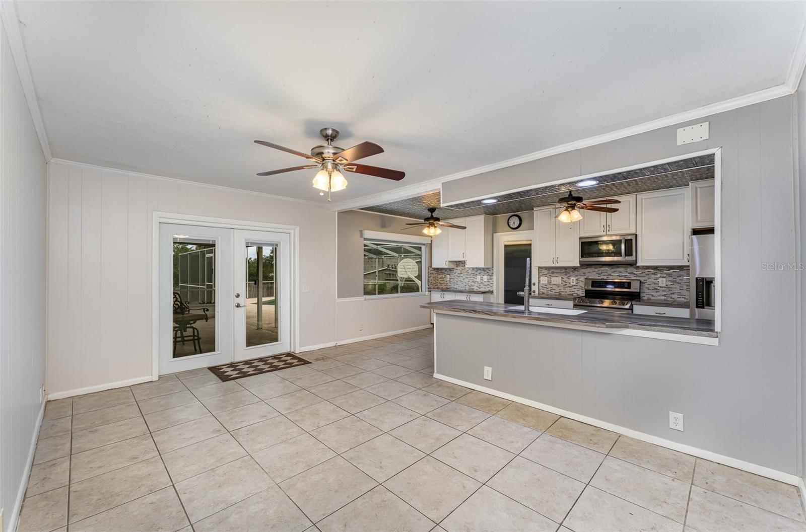 Image 6 of 27 For 220 Escambia Drive