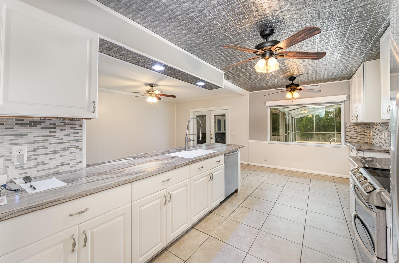 Image 9 of 27 For 220 Escambia Drive