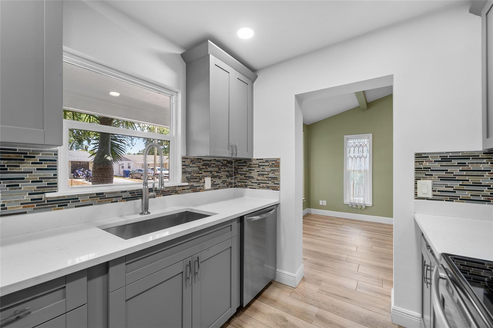 Image 10 of 30 For 6307 Cameron Avenue