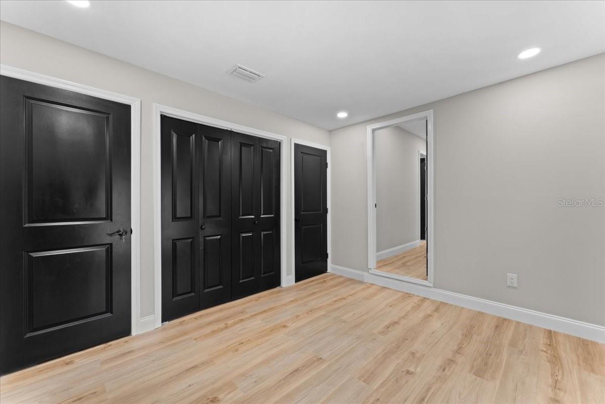 Image 33 of 41 For 3215 Powhatan Avenue