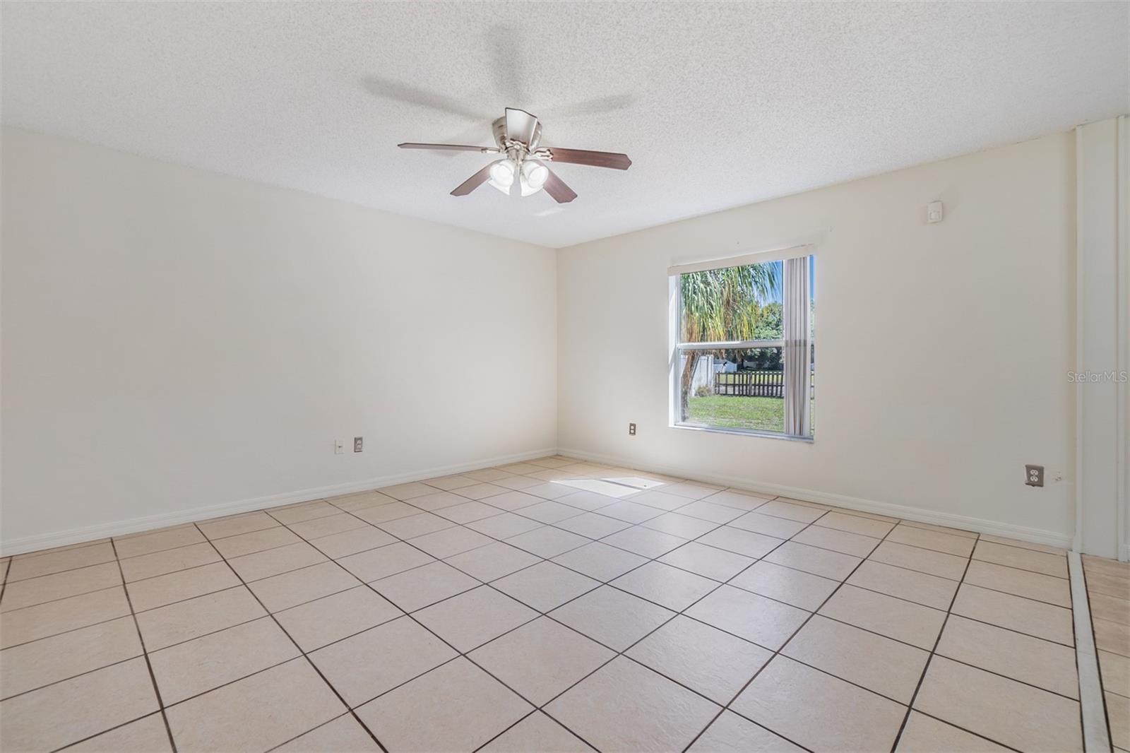 Image 2 of 31 For 2118 Ashley Lakes Drive
