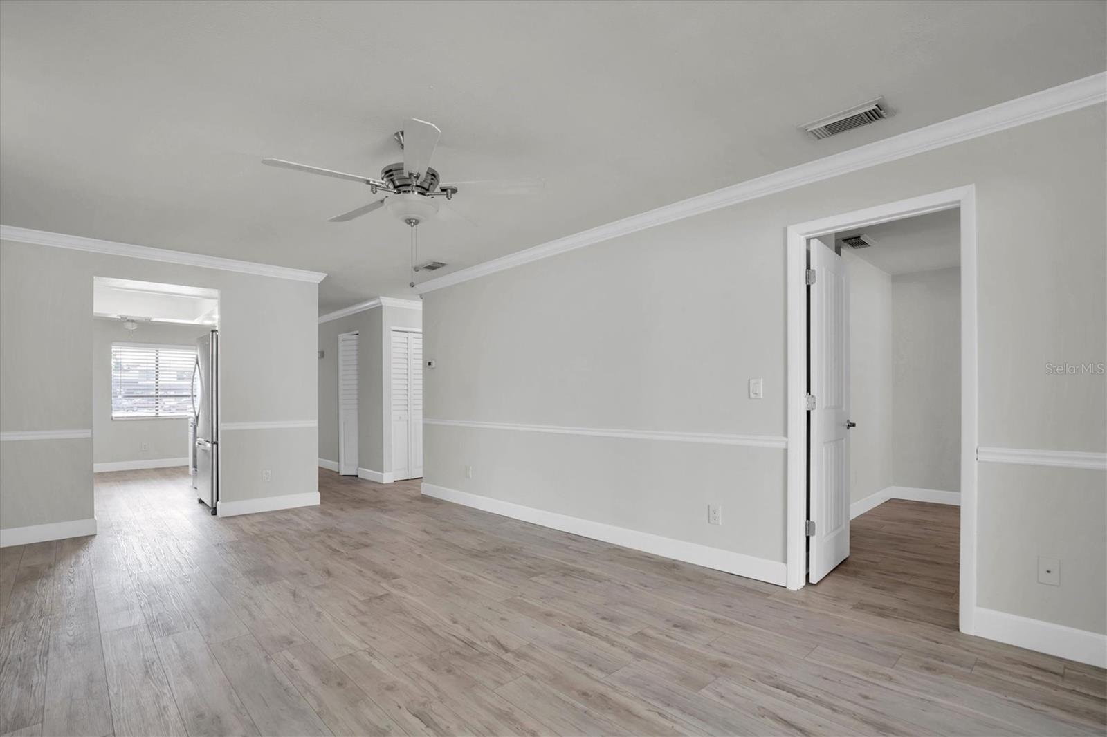 Image 13 of 25 For 7360 Ulmerton Road 17d