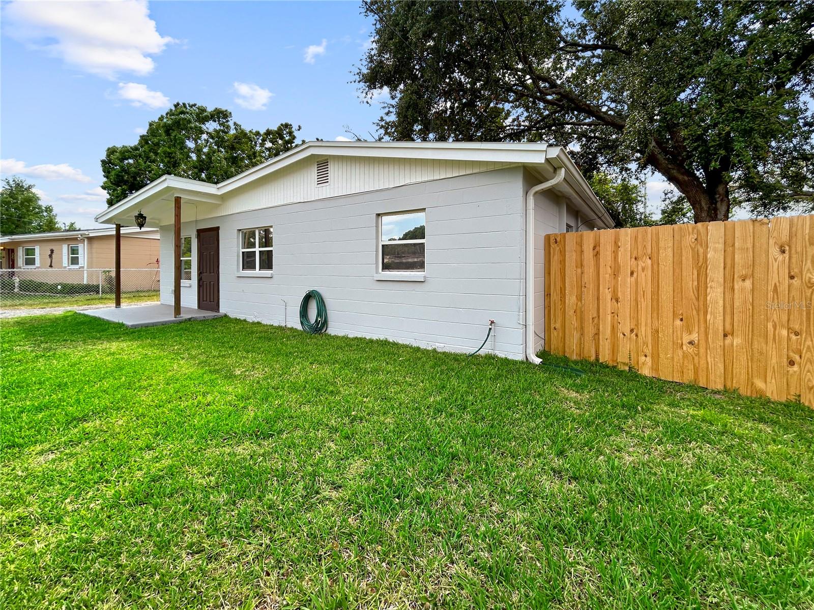 Details for 2404 Ramona Circle, TAMPA, FL 33612