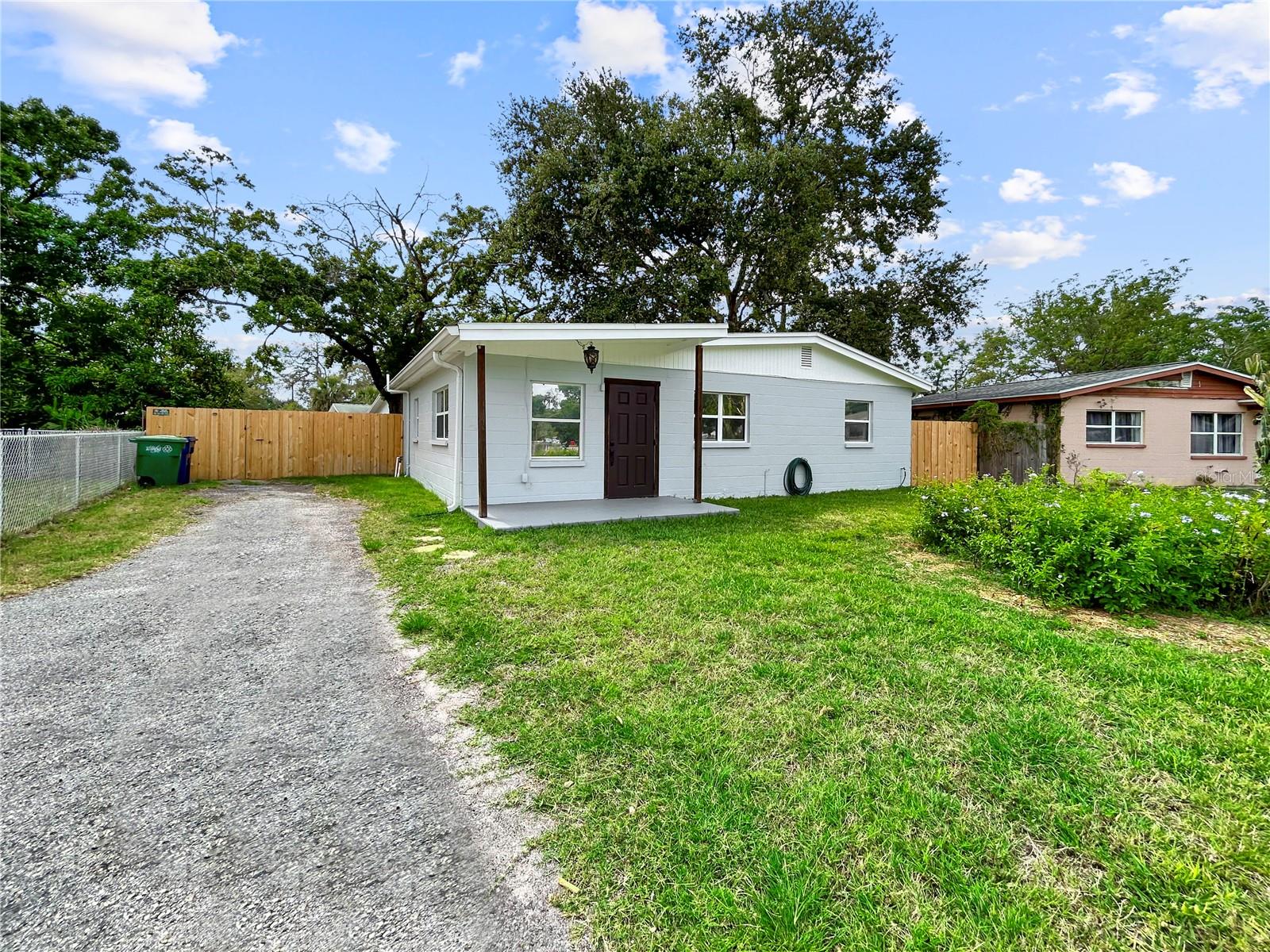 Image 6 of 26 For 2404 Ramona Circle