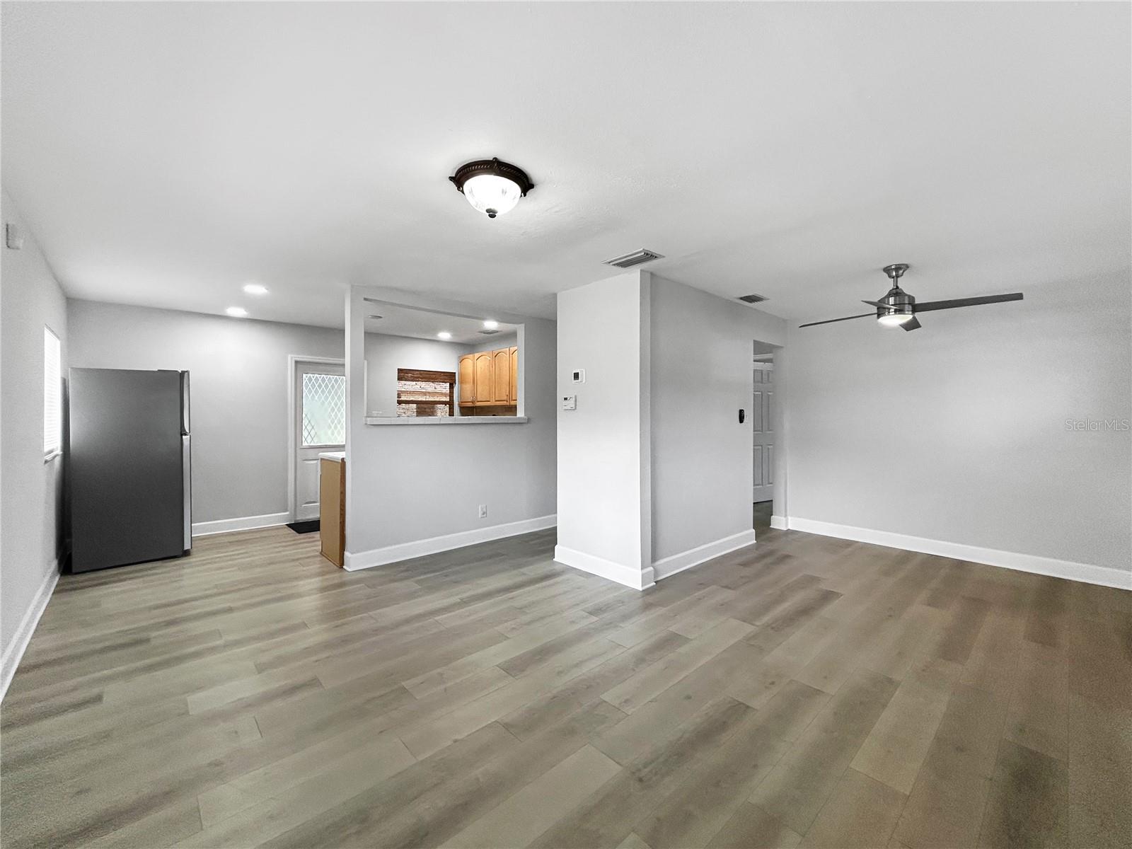 Image 9 of 26 For 2404 Ramona Circle