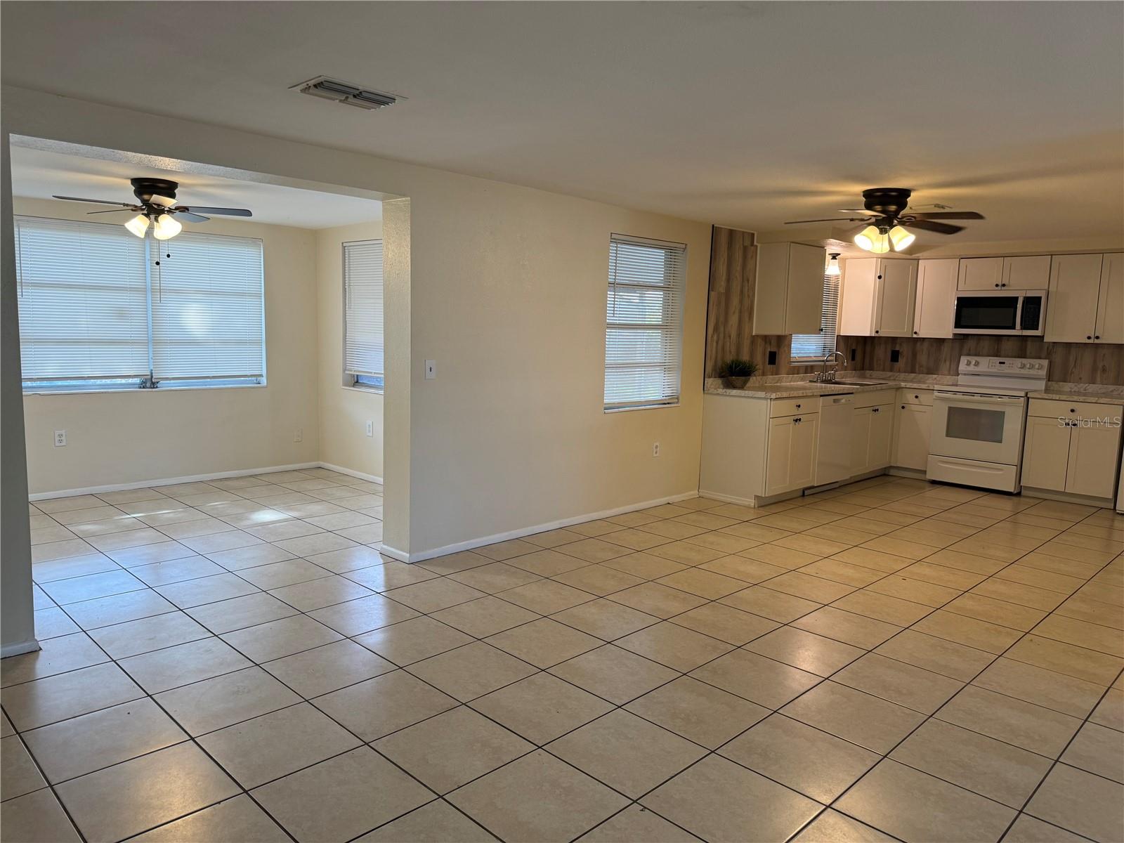 Image 3 of 15 For 4630 Durney Street
