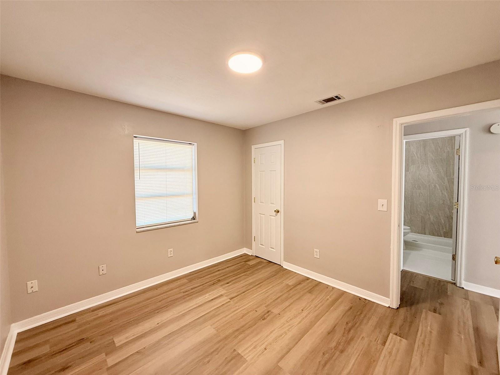 Image 11 of 18 For 2201 Flamingo Avenue