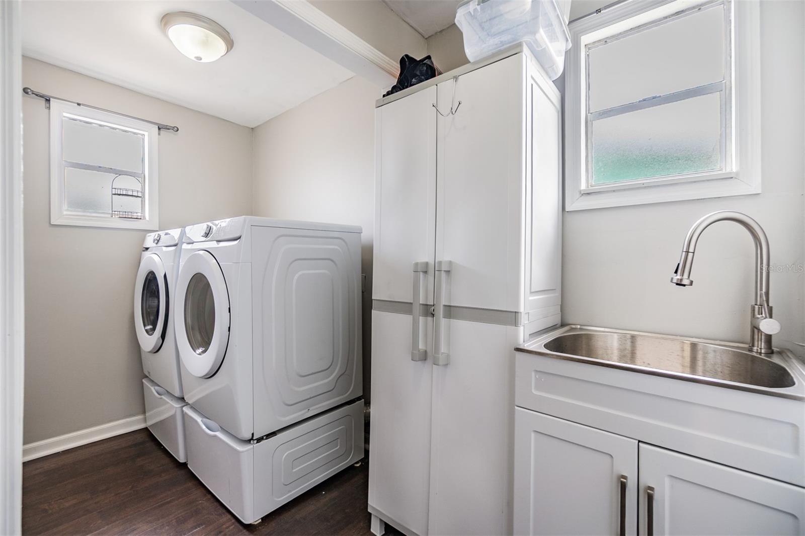 Image 18 of 23 For 6816 13th Street N