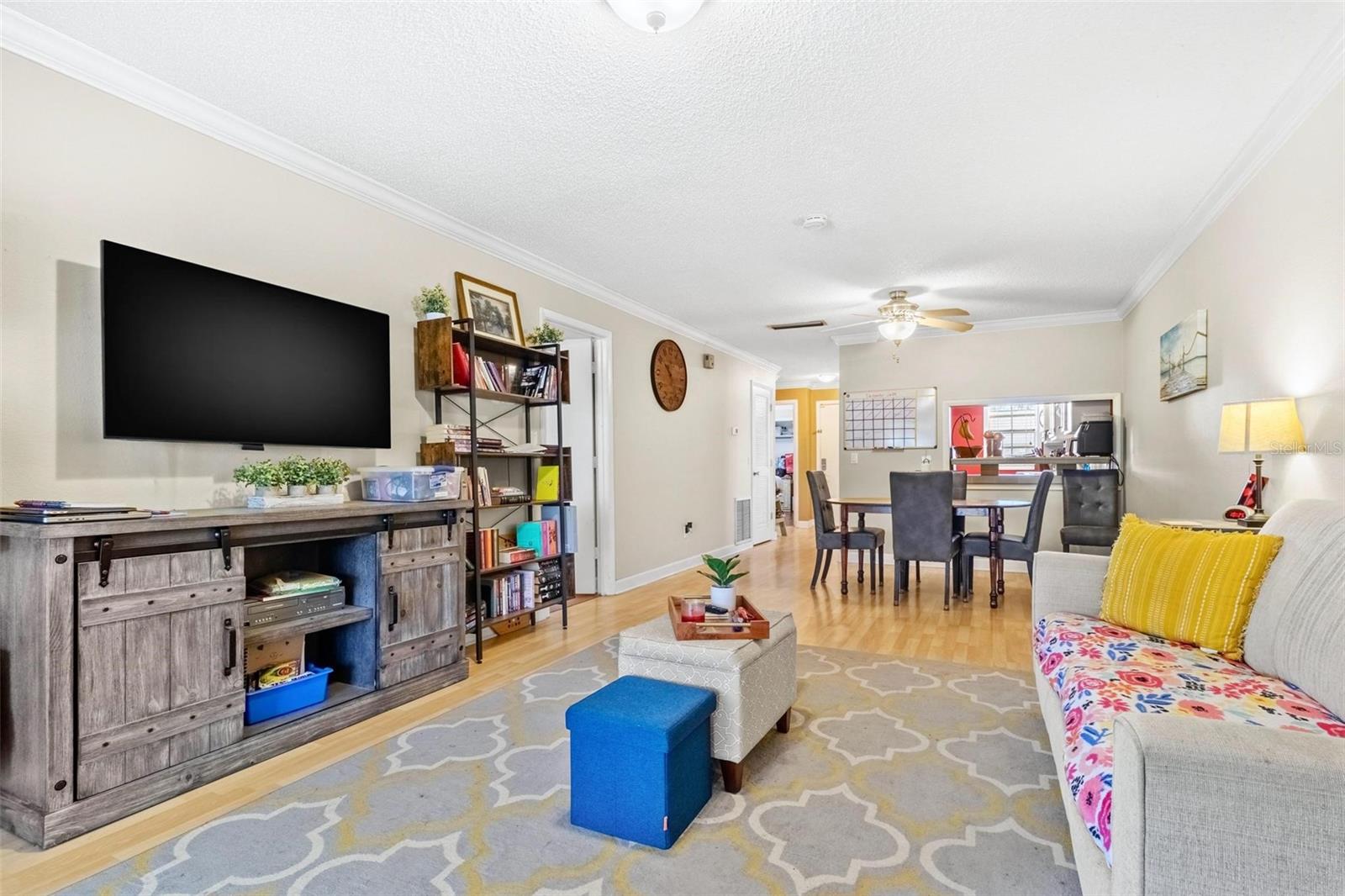 Image 9 of 30 For 3823 Oak Drive K22