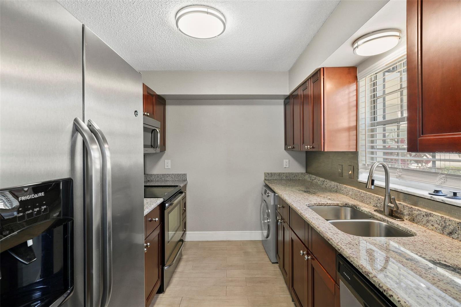 Image 10 of 24 For 2207 Carolina Avenue 7