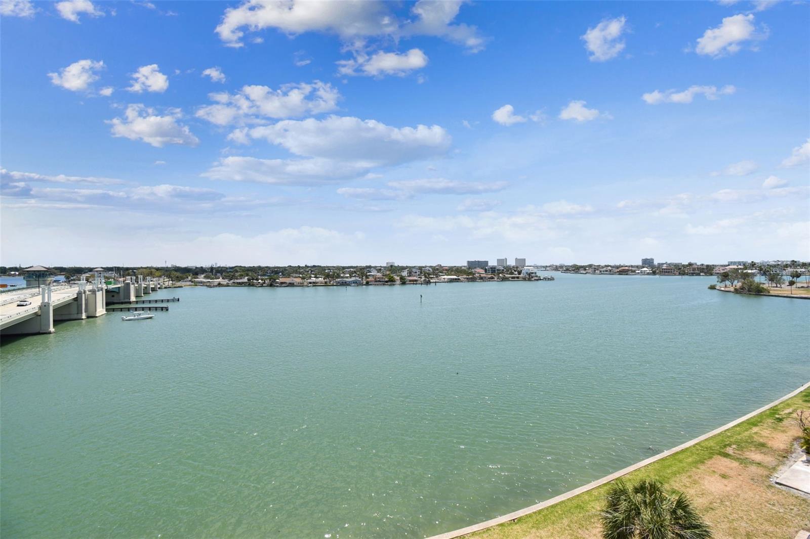 Image 49 of 49 For 500 Treasure Island Causeway 607