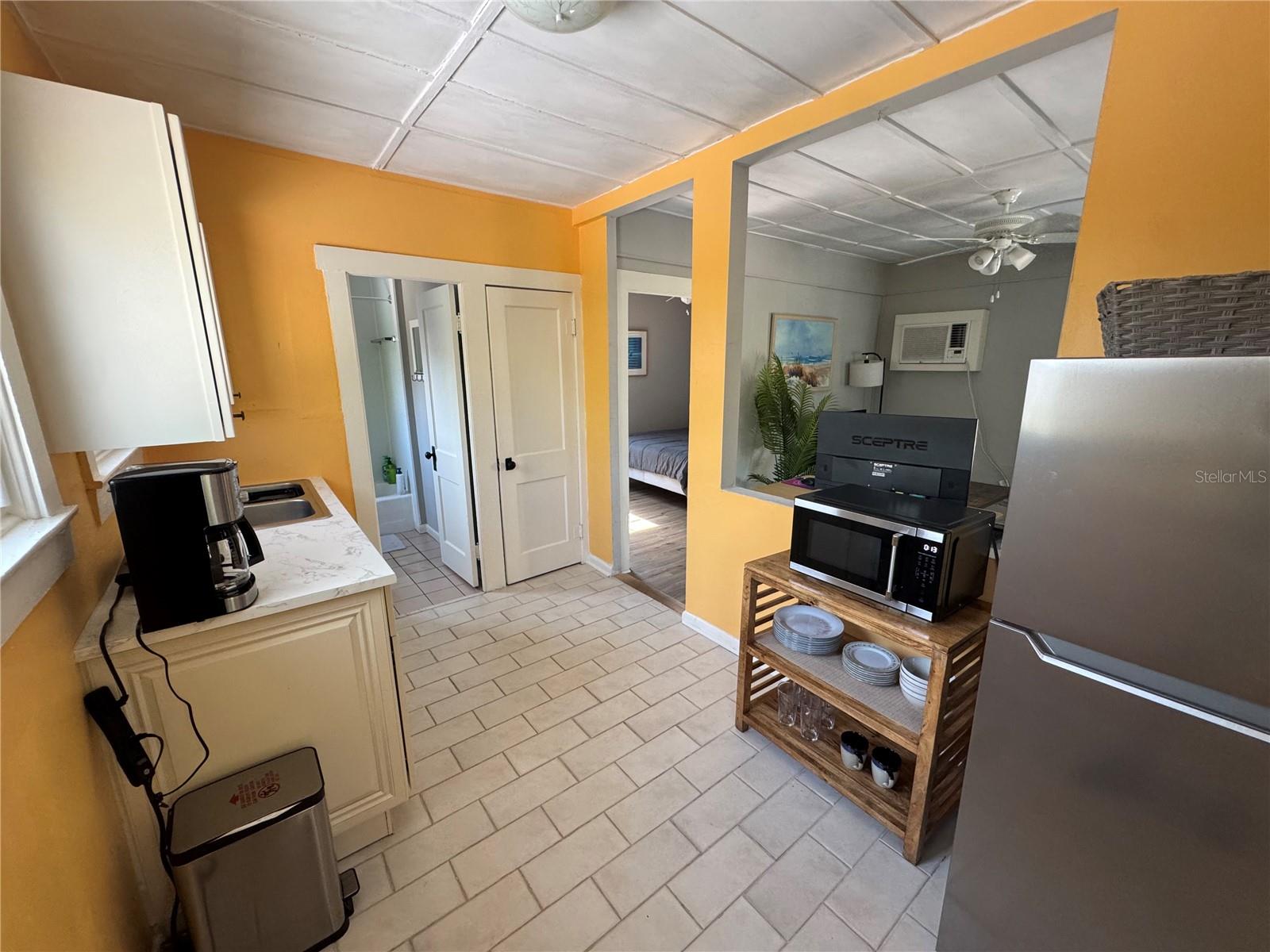 Image 22 of 29 For 943 7th Street N