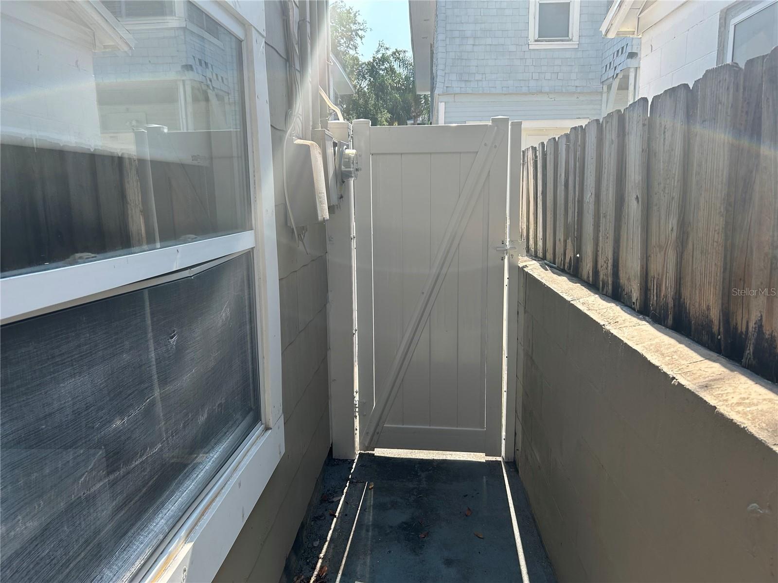 Image 26 of 29 For 943 7th Street N