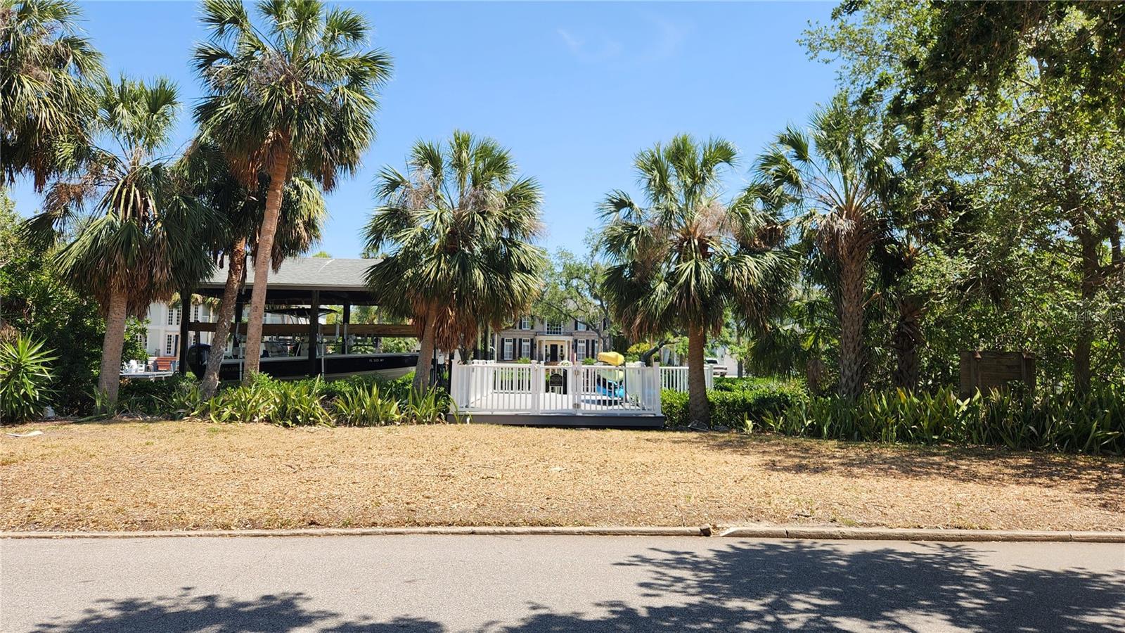 Image 24 of 28 For 5002 Shore Crest Circle