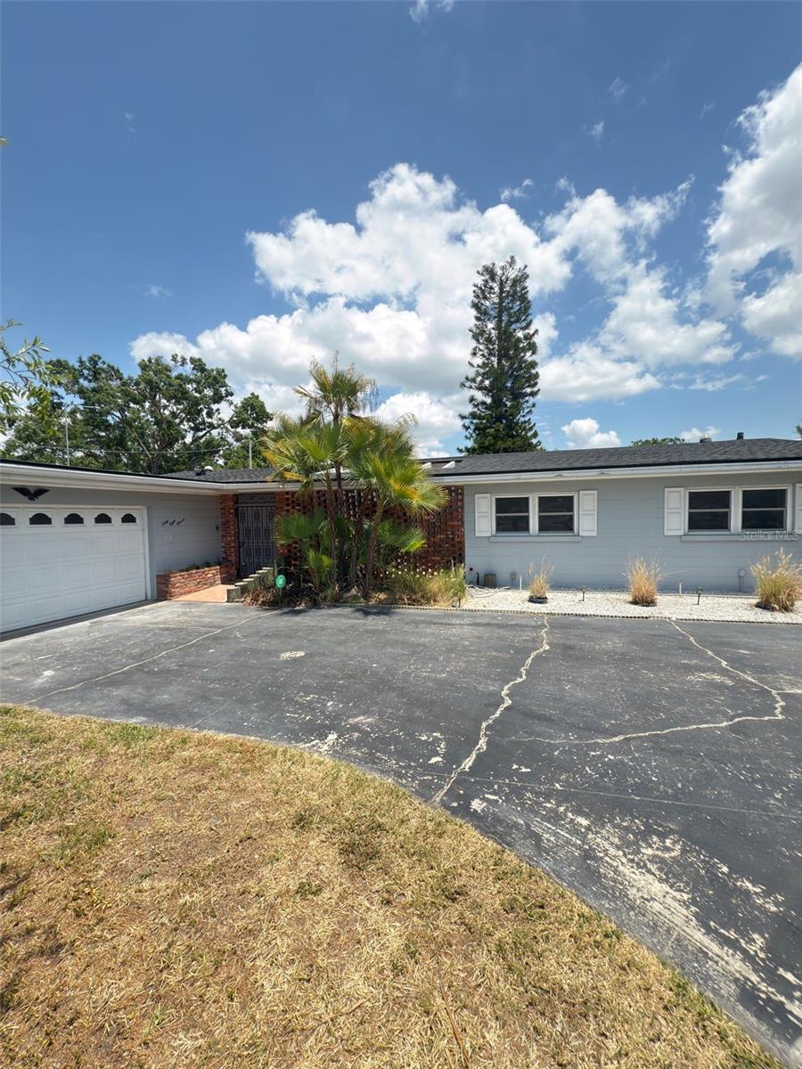 Image 3 of 30 For 6811 Himes Avenue