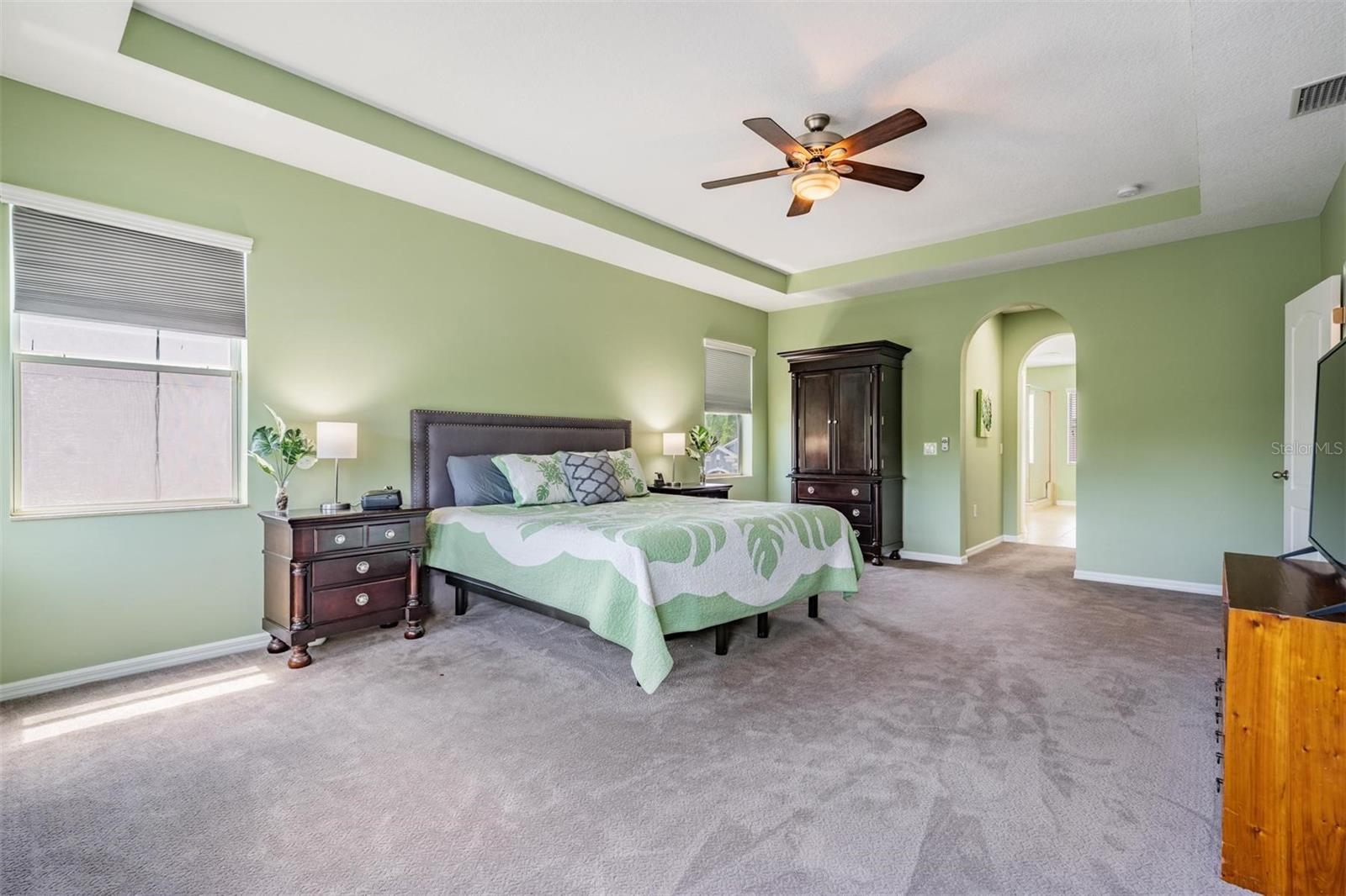 Listing photo id 20 for 4094 Windcrest Drive