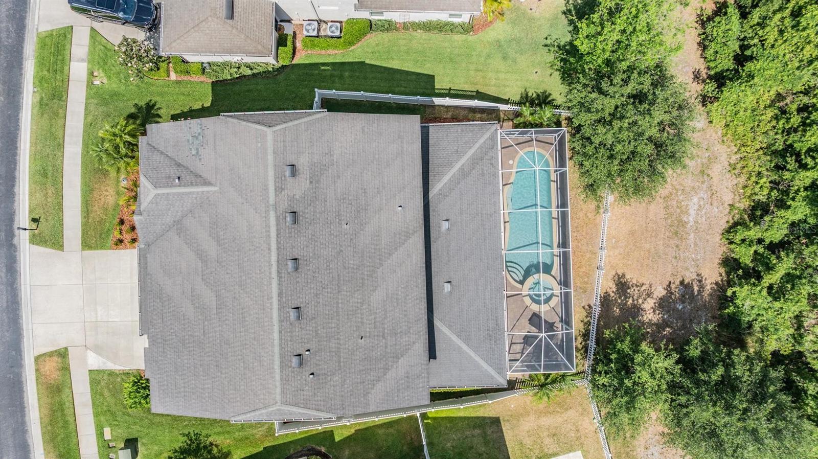 Listing photo id 42 for 4094 Windcrest Drive