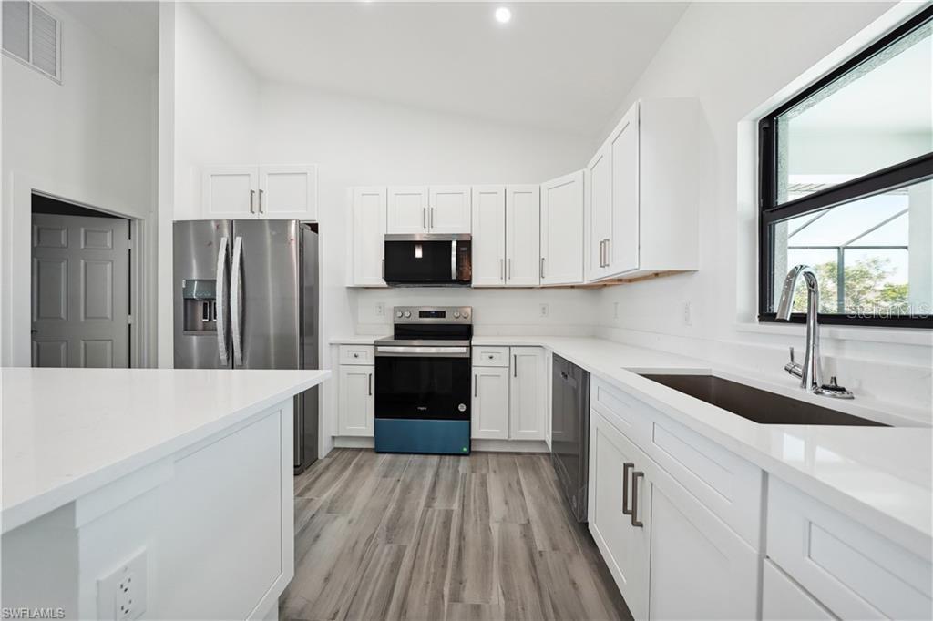 Image 5 of 20 For 4309 38th Avenue