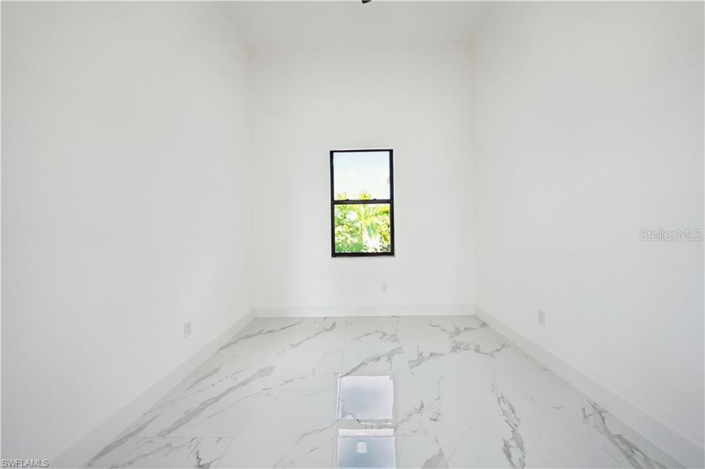 Image 9 of 20 For 4309 38th Avenue