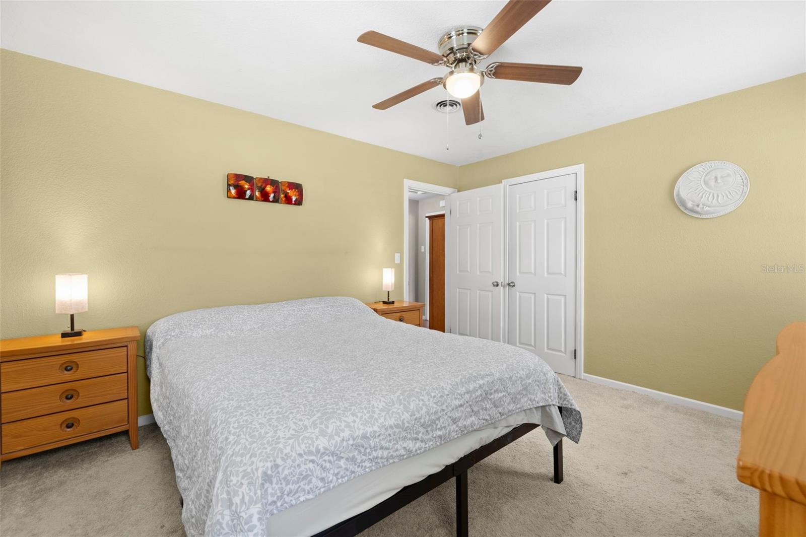 Image 19 of 33 For 522 Norfolk Street