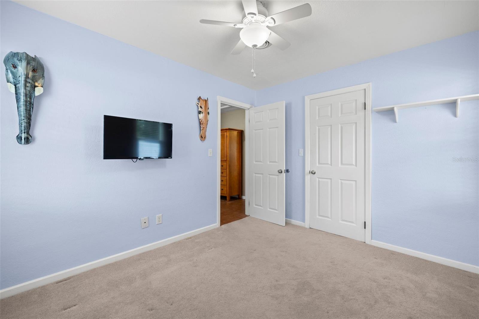 Image 21 of 33 For 522 Norfolk Street