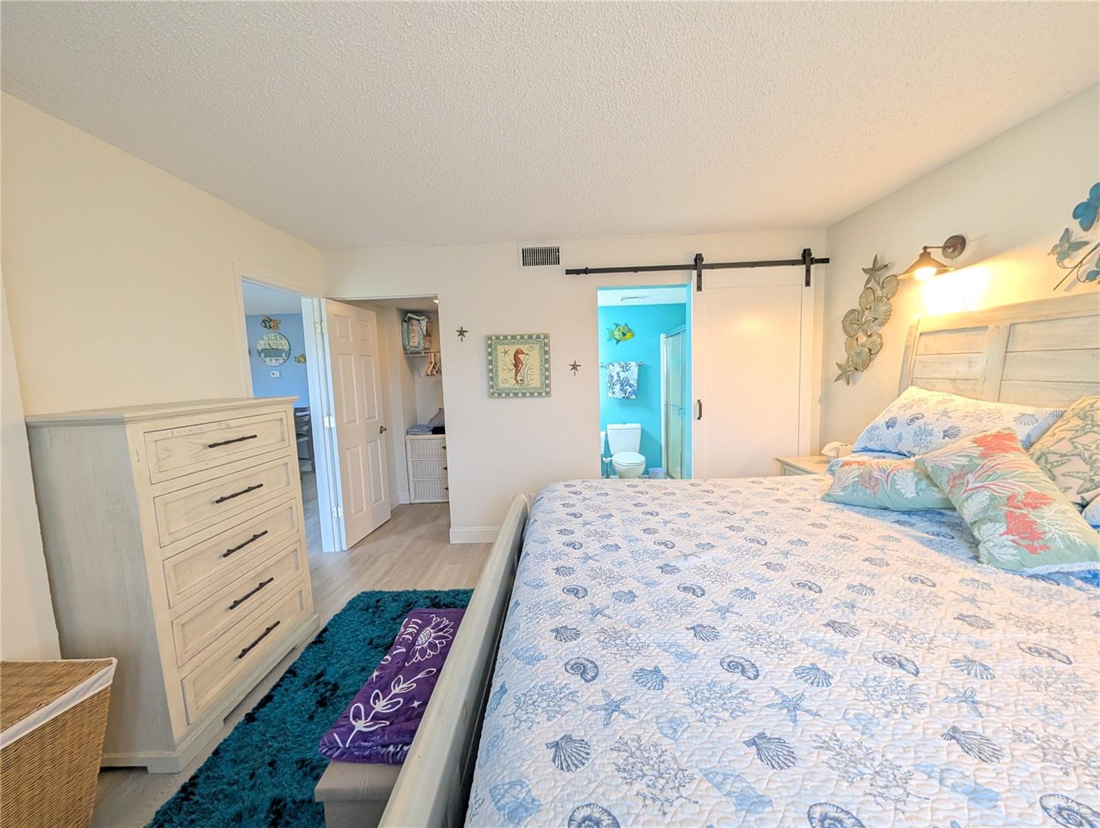 Image 11 of 18 For 3100 Ocean Shore Boulevard 101