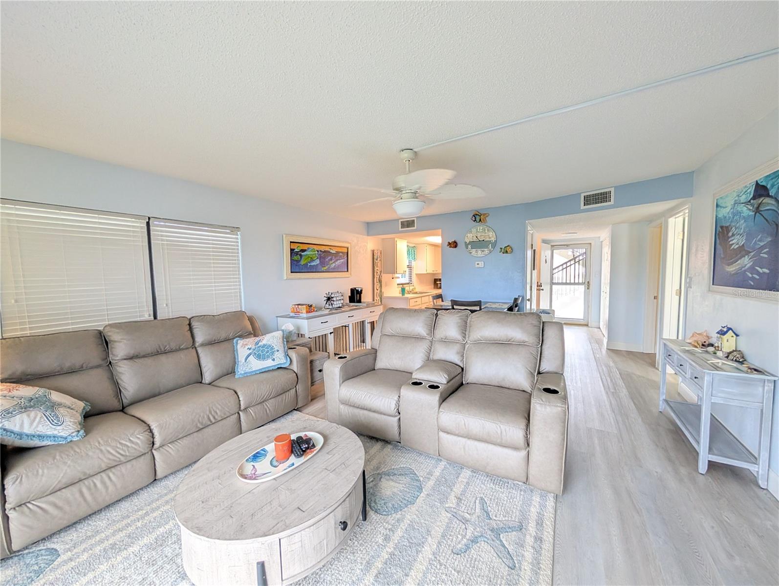 Image 6 of 18 For 3100 Ocean Shore Boulevard 101
