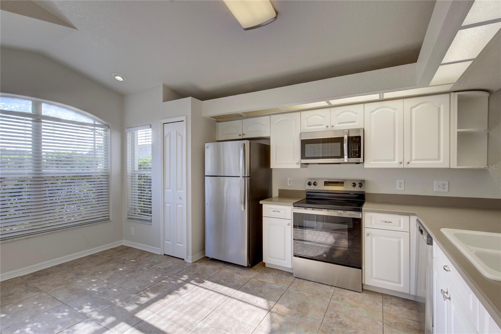 Image 5 of 29 For 18918 Emerald Ridge Drive