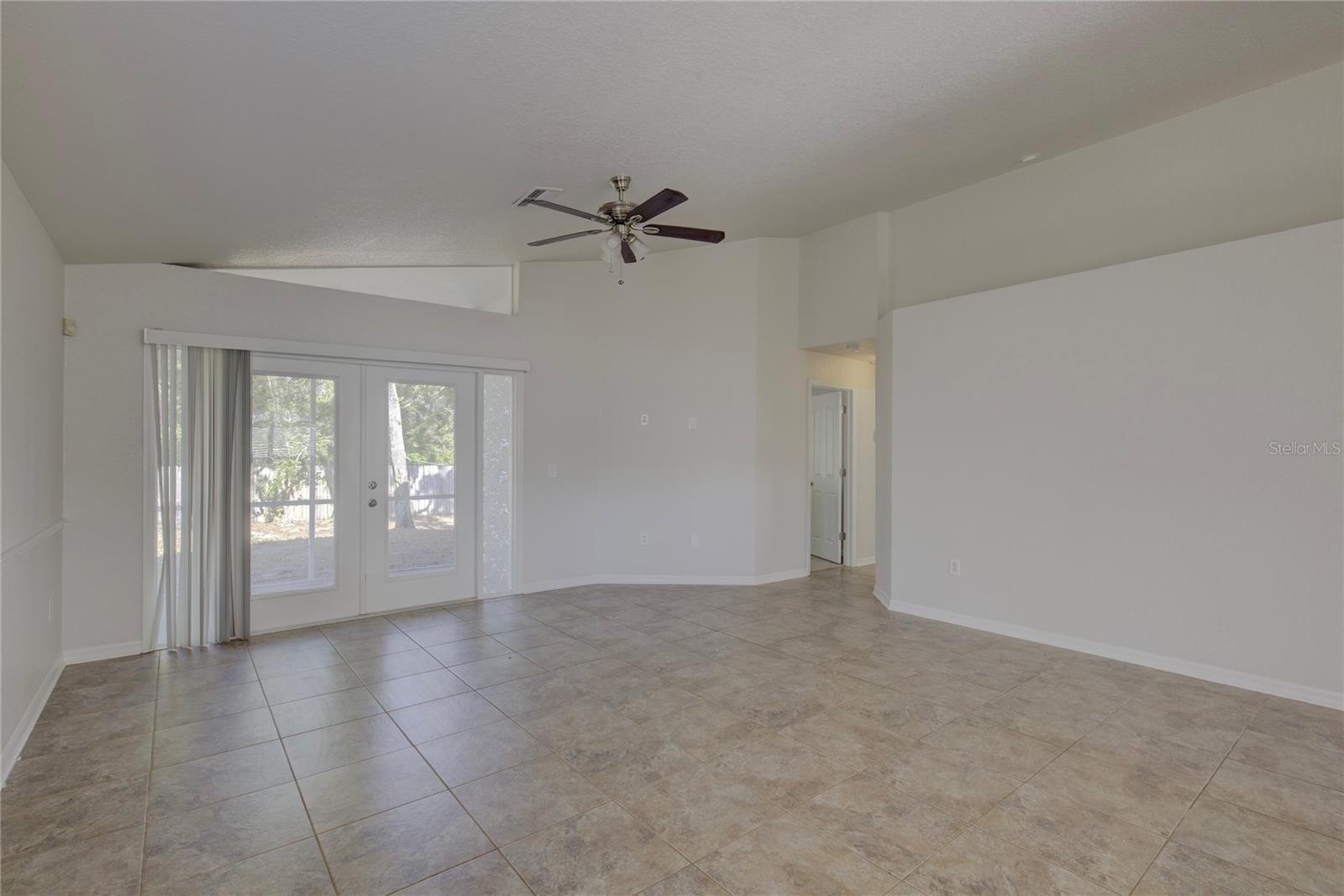 Image 9 of 29 For 18918 Emerald Ridge Drive