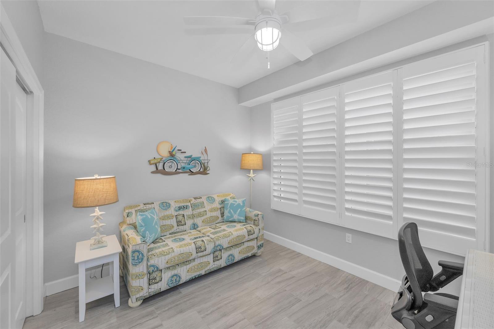 Image 48 of 80 For 19519 Gulf Boulevard 203